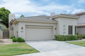 7369 E Del Acero Dr in Scottsdale, AZ - Building Photo - Building Photo