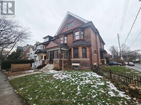 534 Dovercourt Rd in Toronto, ON - Building Photo