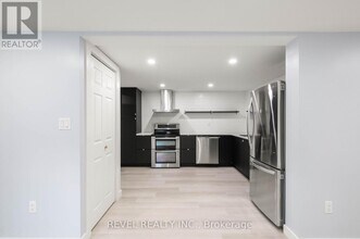 215 Main St W in Shelburne, ON - Building Photo - Building Photo