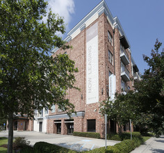 The Crescent Club in New Orleans, LA - Building Photo - Building Photo