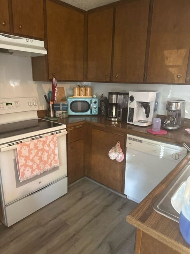 3401 Bermuda Ave in Davis, CA - Building Photo - Building Photo