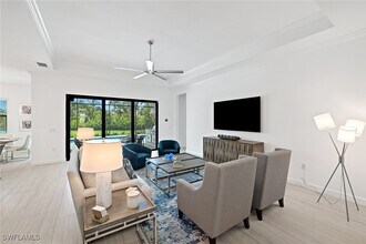 3130 Heather Glen Ct in Naples, FL - Foto de edificio - Building Photo