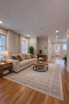 37 Gore St, Unit 2 in Cambridge, MA - Building Photo