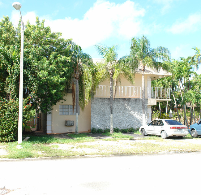 7848 Dunham Blvd in Miami, FL - Foto de edificio - Building Photo