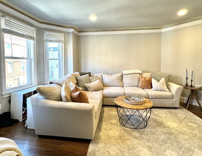 property at 475 E 5th St