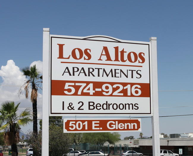 Los Altos Apartments in Tucson, AZ - Building Photo - Building Photo