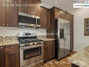 8119 175th St E in Puyallup, WA - Building Photo - Building Photo