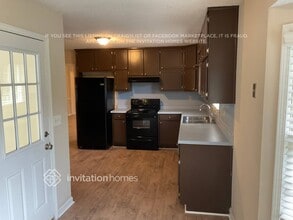 34 Singley Dr in Locust Grove, GA - Building Photo - Building Photo