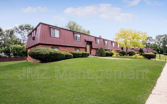 2175 Decker Rd-Unit -Unit 51 in Walled Lake, MI - Building Photo - Building Photo