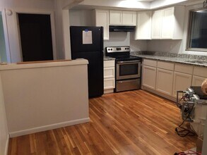 7 Roosevelt St in Manchester, NH - Building Photo - Building Photo