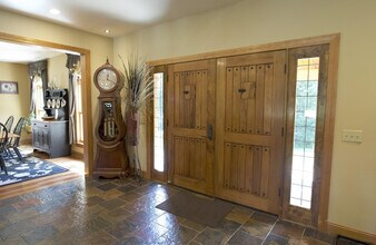 32 Flat Rock Rd in Lake George, NY - Building Photo - Building Photo