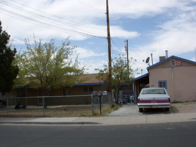 1743 N Mesquite in Las Cruces, NM - Foto de edificio - Building Photo