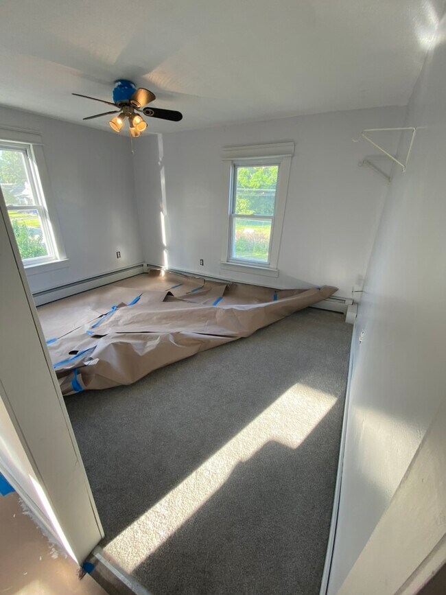 58 Strong St in Manchester, CT - Building Photo - Building Photo