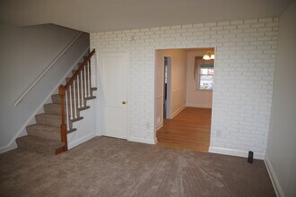 137 Riverthorn Rd in Middle River, MD - Building Photo - Building Photo