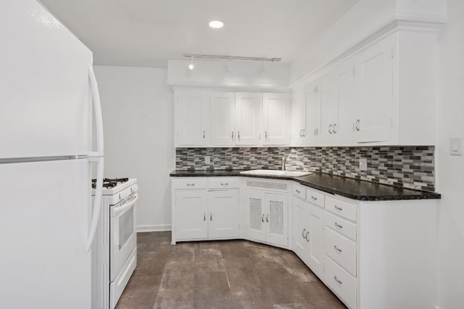 4650 Minnehaha Ave in Minneapolis, MN - Building Photo - Building Photo