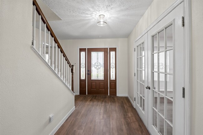 8114 Coolshire Ln in Houston, TX - Building Photo - Building Photo