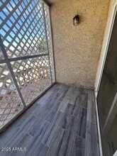 2121 W Royal Palm Rd in Phoenix, AZ - Building Photo - Building Photo