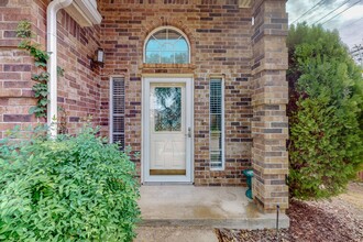 2702 Garden Springs Dr in Richardson, TX - Foto de edificio - Building Photo