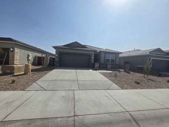 property at 25373 W Sunland Ave