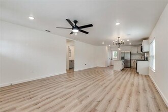 407 E Lamar St in Royse City, TX - Building Photo - Building Photo