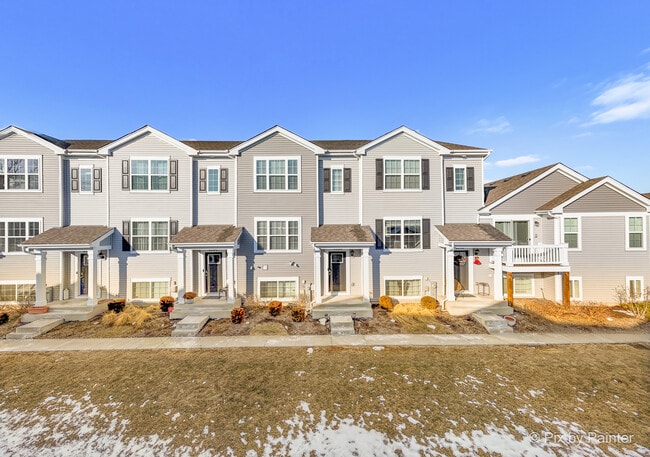 2544 Alison Ave in Pingree Grove, IL - Building Photo - Building Photo