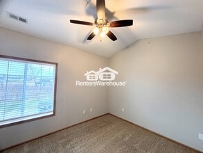 2000 Meadow Ct in Des Moines, IA - Building Photo - Building Photo