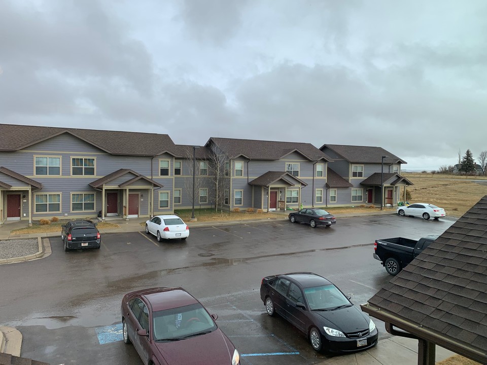 Buffalo Grass Apartments in Cut Bank, MT - Building Photo