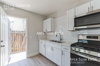 2617 E Grant Rd in Tucson, AZ - Building Photo - Building Photo