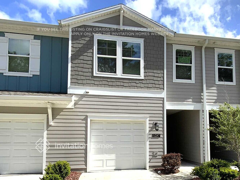 1257 Coastal Mdw Trl in Jacksonville, FL - Building Photo