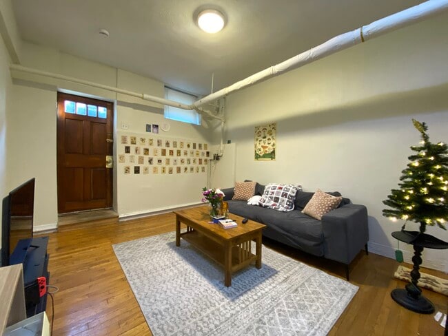 78 Saint Stephen St, Unit 41A