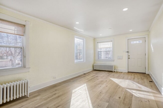 945 E Virginia Ave in Denver, CO - Building Photo - Building Photo