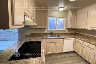 217 Locust Dr in Vallejo, CA - Building Photo - Building Photo