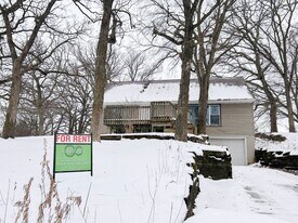 12 25th St SW in Rochester, MN - Building Photo