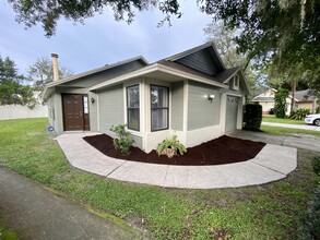 1303 Creekbottom Cir in Orlando, FL - Building Photo - Building Photo