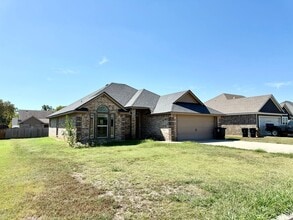 3433 Overland Dr in Durant, OK - Building Photo - Building Photo