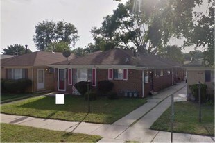 376 Greenbay Ave in Calumet City, IL - Building Photo
