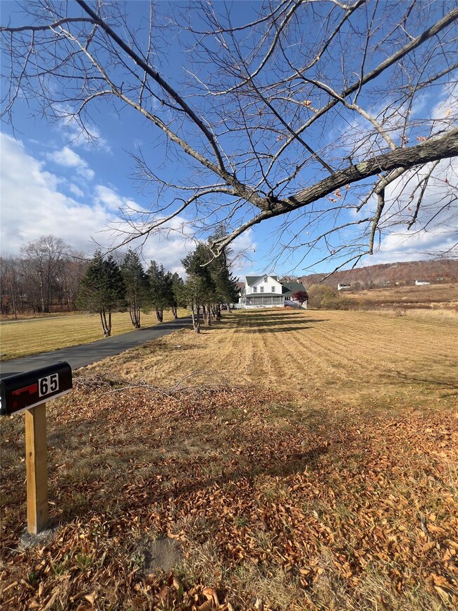 property at 65 Lattintown Rd