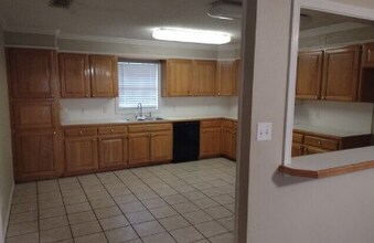 5 Diamond Cir in Texarkana, TX - Foto de edificio - Building Photo