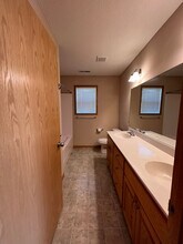 593 W 9th St in New Richmond, WI - Building Photo - Building Photo