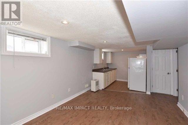 property at 93 Park Rd S