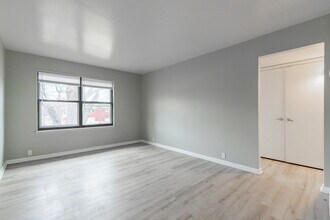 Maple Valley Apartments in Louisville, KY - Foto de edificio - Interior Photo