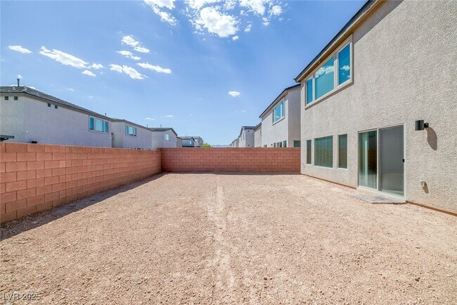 property at 6533 Twin Brks Ave
