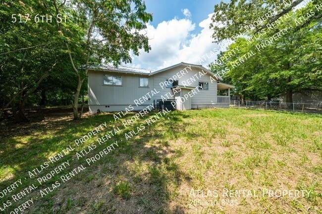 517 6th St in Docena, AL - Building Photo - Building Photo