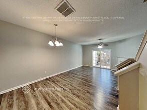 8028 Stoneham Ct in Matthews, NC - Foto de edificio - Building Photo