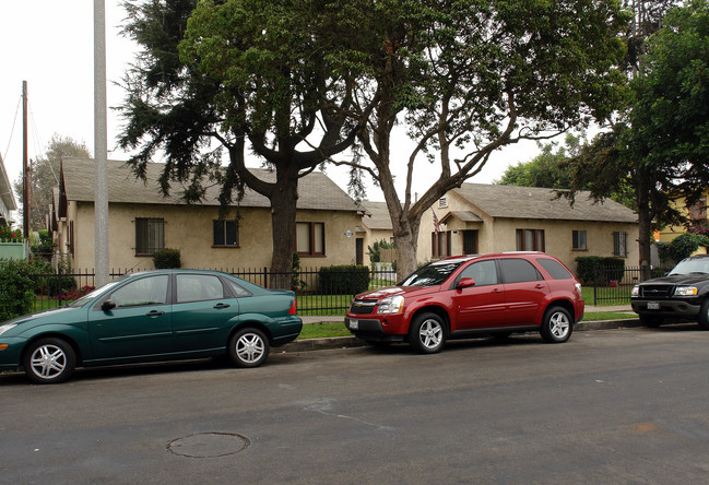 816-820 Walnut St in Inglewood, CA - Foto de edificio - Building Photo