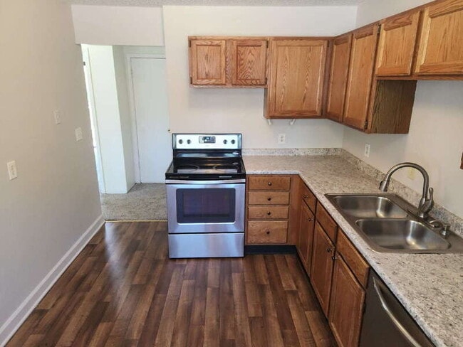 122 McKinley Ave in Des Moines, IA - Building Photo - Building Photo