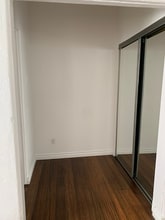 192 S Mountain View Ave, Unit 203 in Los Angeles, CA - Foto de edificio - Building Photo