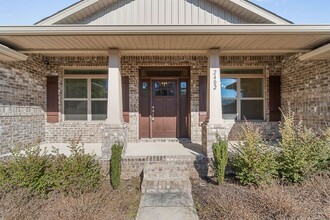 2402 Genevieve Way in Crestview, FL - Building Photo - Building Photo