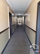 948 W Cuyler Ave, Unit 314 in Chicago, IL - Building Photo - Building Photo