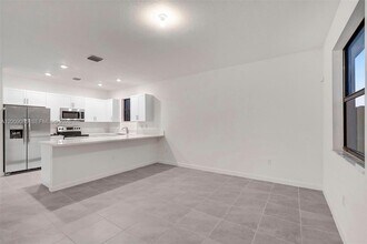 13417 SW 285th St in Homestead, FL - Building Photo - Building Photo